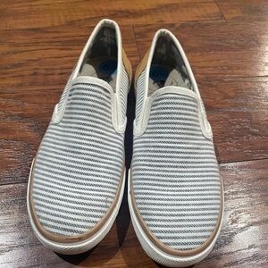 Margaritaville gently used shoes